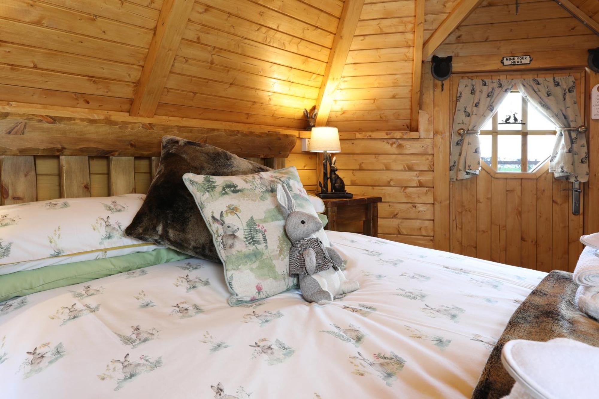 Elsay May Luxury Hot Tub Lodges Exclusively For Couples Over 25Yrs And Dog Friendly Turnberry Exterior photo